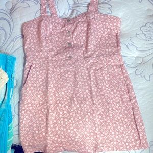 New with tag still in it! No boundaries brand.